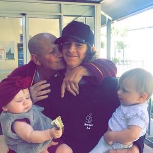 Meet your Posher, Decoda